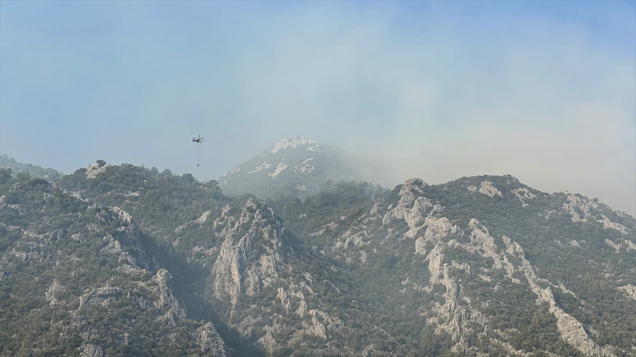 Anamur'daki Dev Orman Yangını Herkesi Korkutuyor
