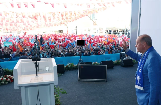 Cumhurbaşkanı Erdoğan Malatya'da Depremzedelere Anahtar Teslim Etti: Sürpriz Açıklamalar Yaptı