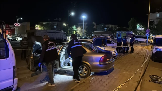 Sivas'ta Otomobildeki Şok Patlama Gözyaşlarına Boğdu