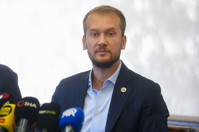 Gençlerbirliği'nde Yeniden Doğuş: Kritik Toplantının Detayları