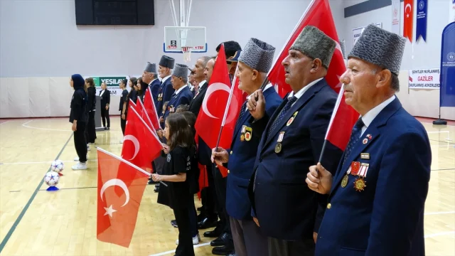 Karabük’te Gaziler ve Öğrencilerden Unutulmaz Spor Etkinliği
