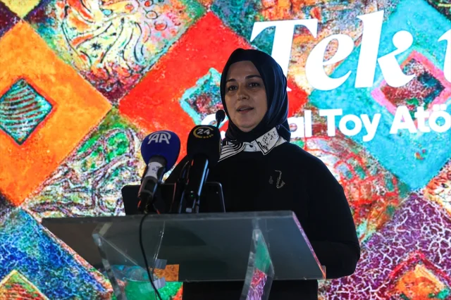 Cemal Toy'un 'Tek ve Çok' Sergisi Kapılarını Açtı