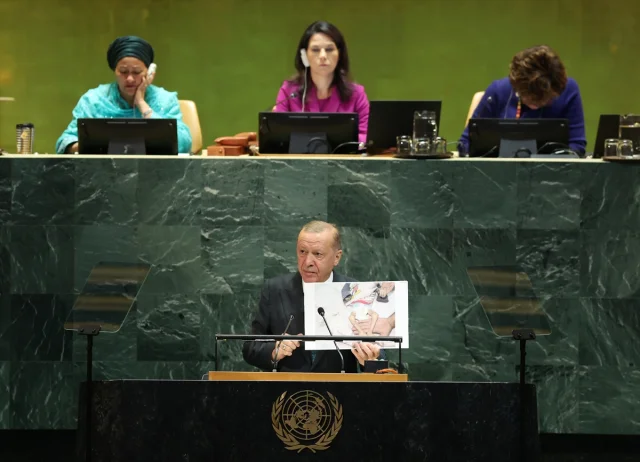 Erdoğan'dan BM'de Güçlü Mesajlar: 'Haklı Olan Güçlü Olacak'
