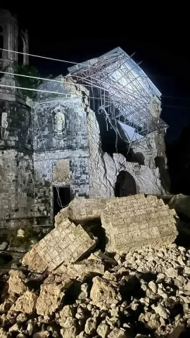 Filipinler'de Büyük Deprem! İşte Detaylar ve Etkileri