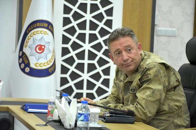 Erzurum'da Artık Herkesin Eli Taşın Altında: Sahipsiz Hayvanlar 112'ye Bildirilecek
