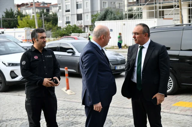Tekirdağ'daki Deprem Sonrası Durum: Vali Soytürk Marmaraereğlisi'nde