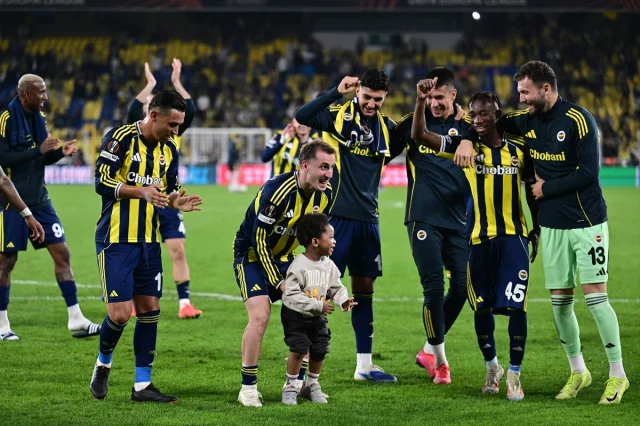Fenerbahçe'nin Avrupa Yolculuğu Heyecanla Devam Ediyor
