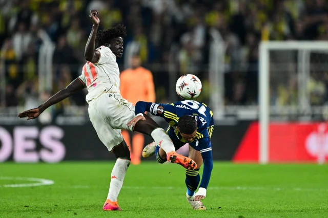 Fenerbahçe'nin Zafere Uzanan Maçında Nice Teknik Direktöründen Çarpıcı İtiraflar