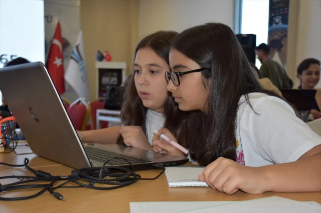 Van'da Uzay Tutkunlarını Buluşturan Yarışma: NASA Space Apps Challenge
