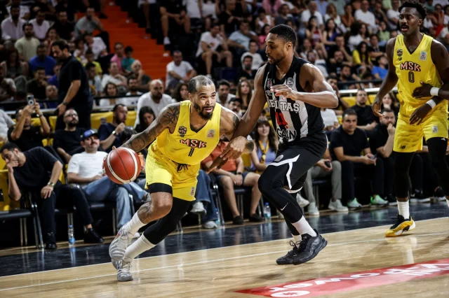 Beşiktaş GAİN Mersin Deplasmanında Fırtına Gibi Esti