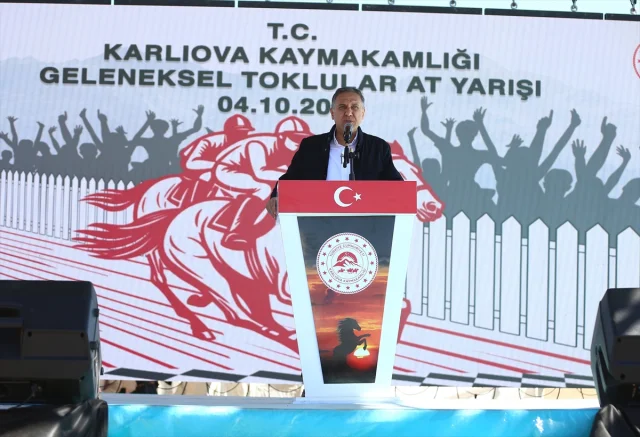 Bingöl'de Renkli Anlar: Toklular'da Geleneksel At Yarışları Coşkusu