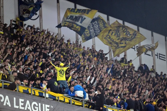 Fenerbahçe'nin Nice Maçı Kadrosu ve Merak Edilenler