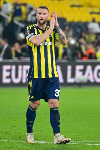 Fenerbahçe'nin Nice Maçı Kadrosu ve Merak Edilenler