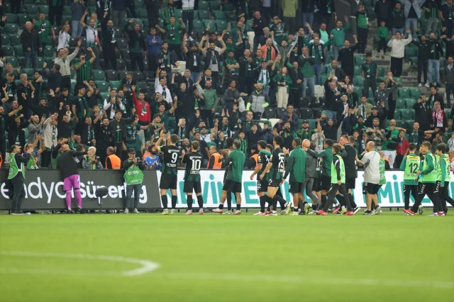 Kocaelispor'un Zafere Ulaştığı Maçta Heyecan Doruktaydı