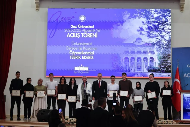 Dışişleri Bakanı Fidan'dan Üniversitelerde Yenilikçi Bilgi Çağrısı