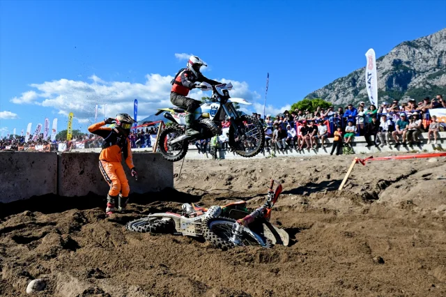 Antalya'nın Zirvesinde Nefes Kesen Enduro Yarışı Sonuçlandı