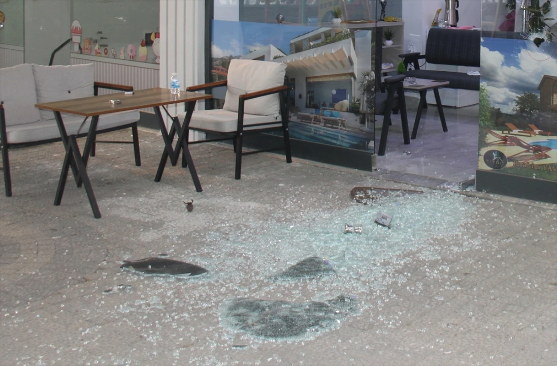 Antalya'da Silahlı Kavga: 6 Kişi Tutuklandı