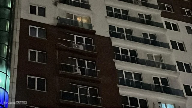 Esenyurt’ta sitede silahla vurulmuş halde 2 kişi ölü bulundu