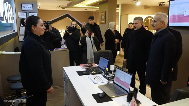 Bakan Uraloğlu: İran, Irak, Suriye, Lübnan ve Ürdün’e olan bütün uçuşlar iptal