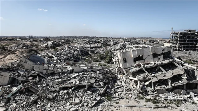 Hamas: Ateşkes anlaşmasına ve Gazze'nin yeniden imarına bağlıyız