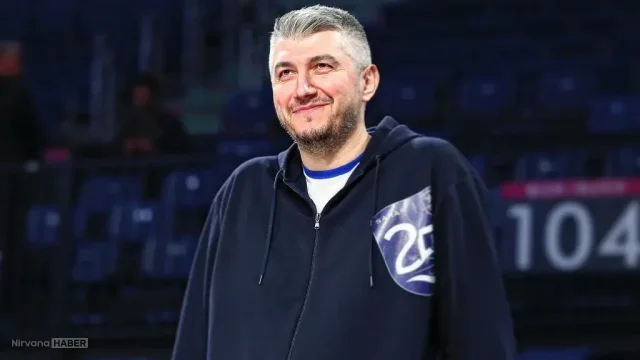 Anadolu Efes'in atletik performans antrenörü Serhat Güneş, hayatını kaybetti