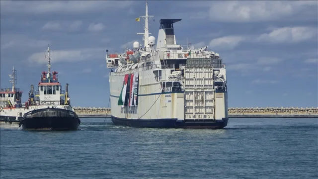 Türkiye'nin Gazze'ye umut taşıyan 17. "İyilik Gemisi", El-Ar...