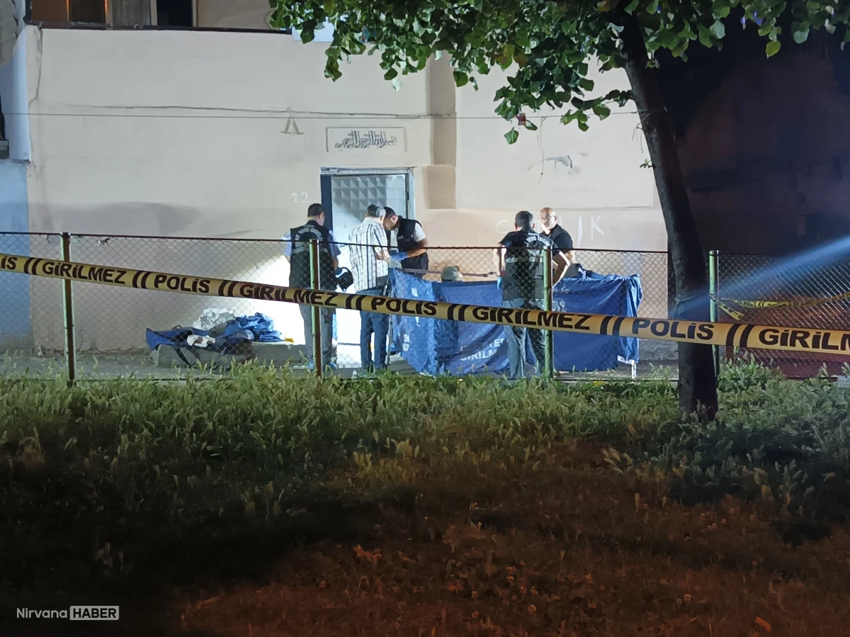 Bursa'da silahlı kavga: Karı-koca hayatını kaybetti