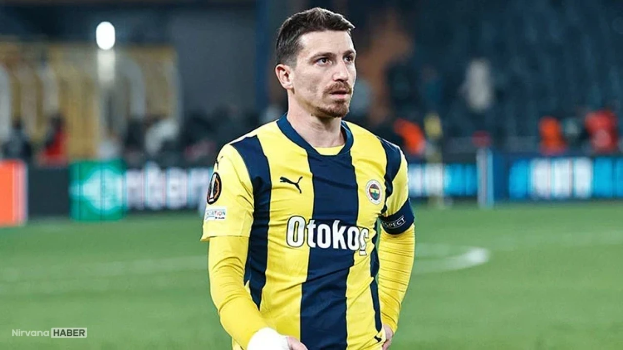 Fenerbahçe, Mert Hakan Yandaş ile 1 yıllık yeni sözleşme imzaladı