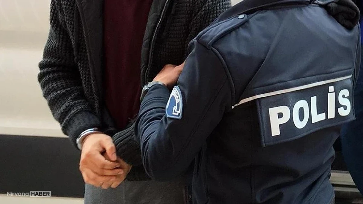 Ankara'da kendilerini polis ve savcı olarak tanıtan 4 dolandırıcılık şüphelisi yakalandı