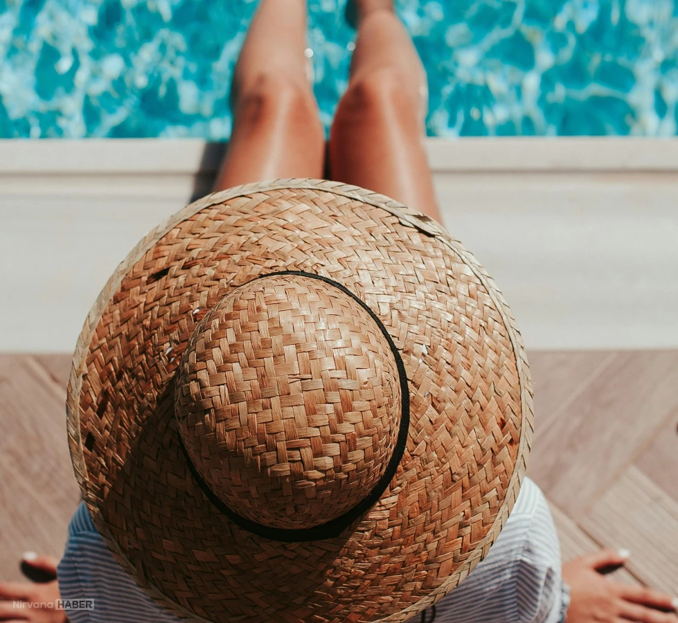 Tatil valizi hazırlarken yanınıza almanız gereken 9 temel kıyafet