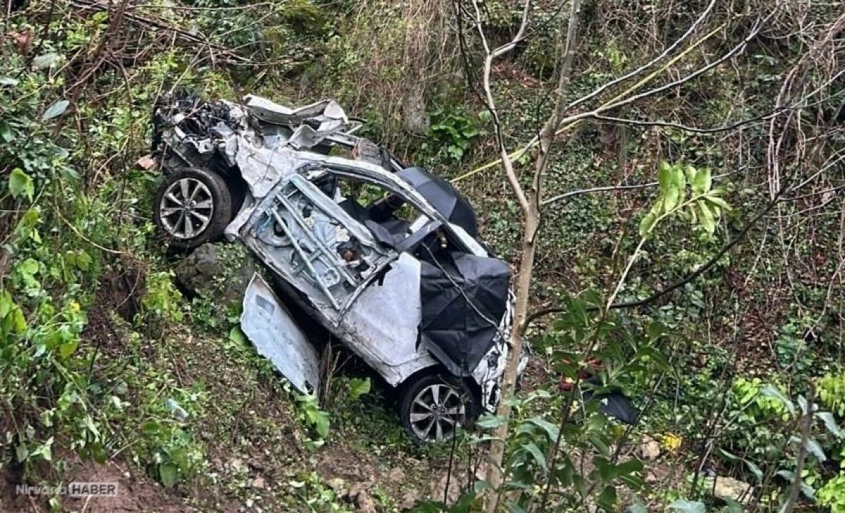 Ordu'da otomobilin şarampole yuvarlanması sonucu baba ile kızı hayatını kaybetti
