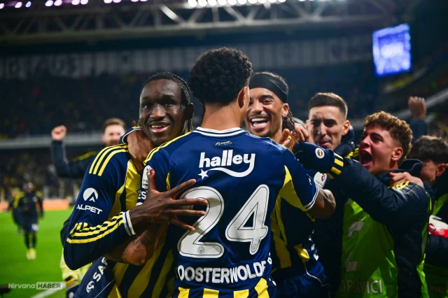 Fenerbahçe pes etmedi, son dakikalarda kazandı!