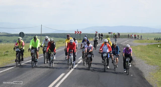 Ardahan Bisiklet Festivali bin sporseverin katılımıyla ilk kez başladı