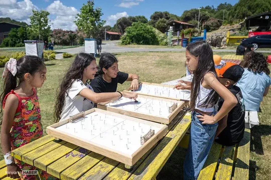 Çocuklar teknolojiyi bıraktı doğaya karıştı