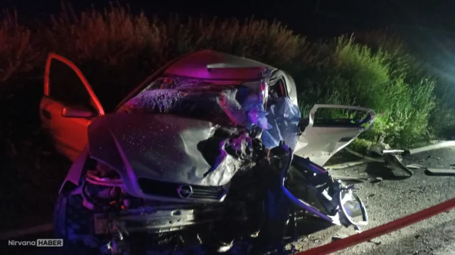 Konya'da kamyonetle çarpışan otomobilin sürücüsü öldü