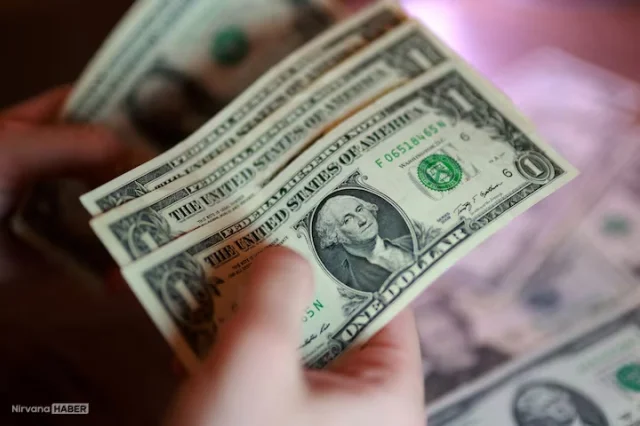 Ekonomide Hürmüz Boğazı alarmı: Dolar fırladı, petrol fiyatları yönünü yukarı çevirdi