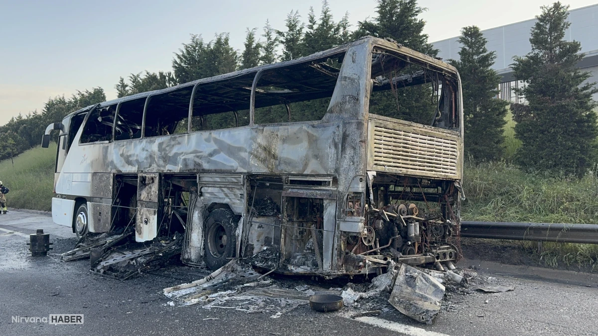 TEM Otoyolunda korku dolu anlar: Alevlere teslim olan otobüsten mucize kurtuluş