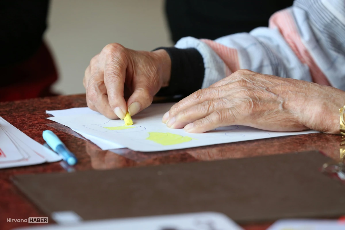 Alzheimer'ın gizli evresi: Belirtiler yıllar önce başlıyor!