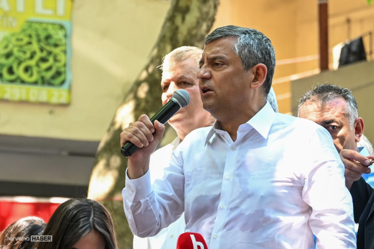 Özgür Özel: Ya partimizi geri alacağız ya yeni yol açacağız