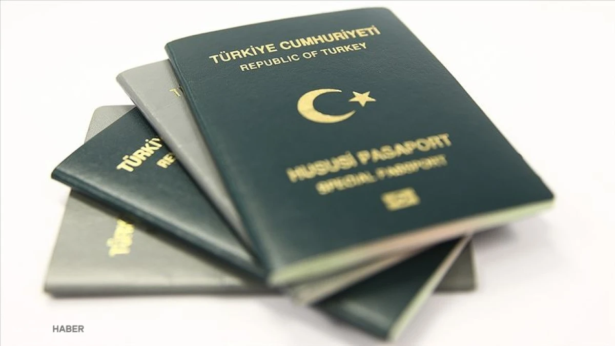 Tüm öğretmenlere yeşil pasaport müjdesi: CHP’den Meclis’e yeni kanun teklifi