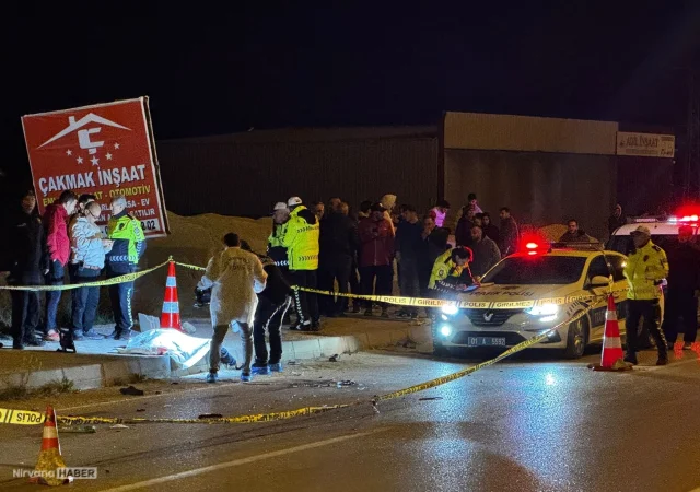 Adana'da belediye otobüsüyle çarpışan motosikletin sürücüsü hayatını kaybetti