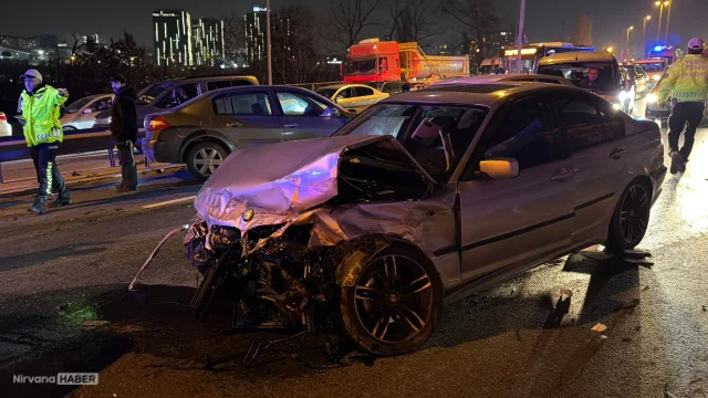 İstanbul'da korkutan zincirleme trafik kazası