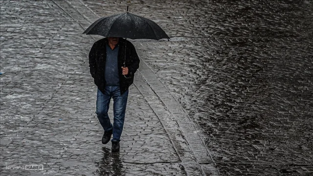 23 Nisan hava durumu: Türkiye genelinde sağanak ve fırtına alarmı