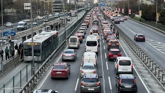 İstanbul'un Beşiktaş ve Ataşehir ilçelerinde yarın bazı yollar trafiğe kapatılacak