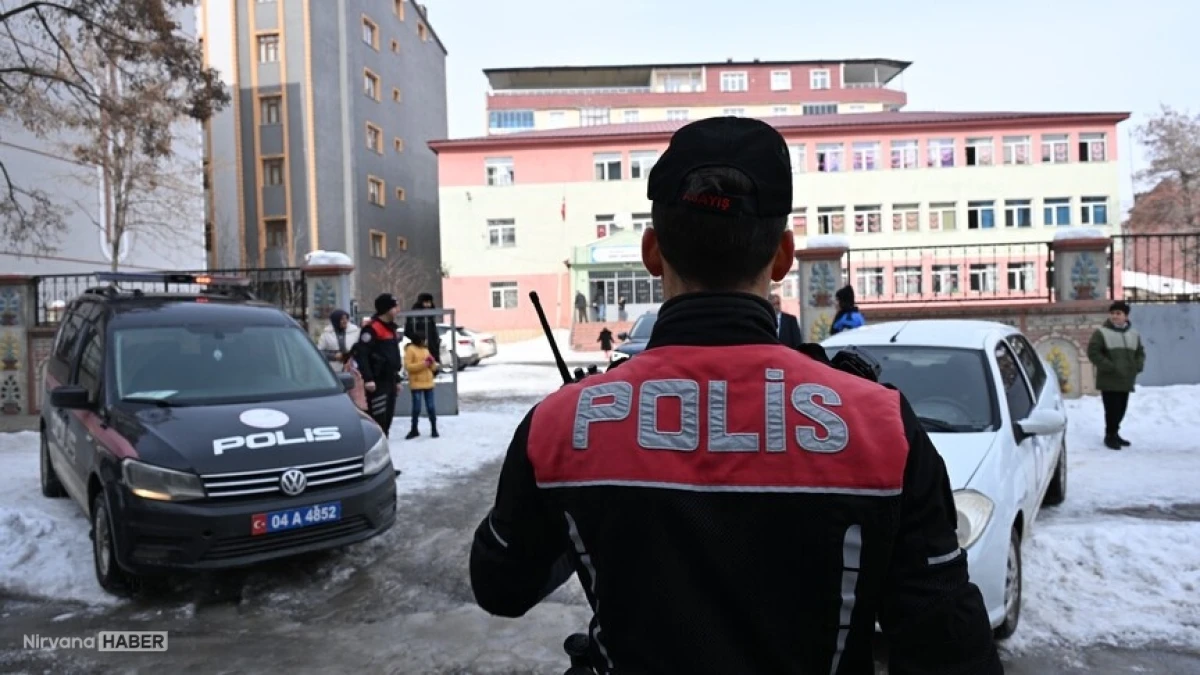 Okullarda yeni güvenlik dönemi başlıyor: İşte 5 soruda yeni önlemler...