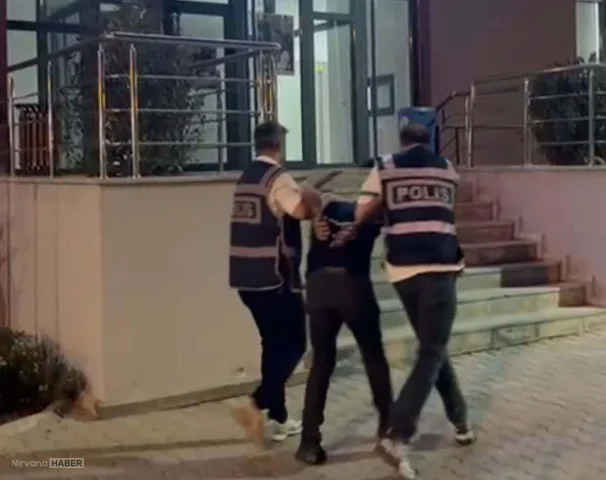 İzmir’de dev operasyon: 80 binden fazla sentetik hap ele geçirildi