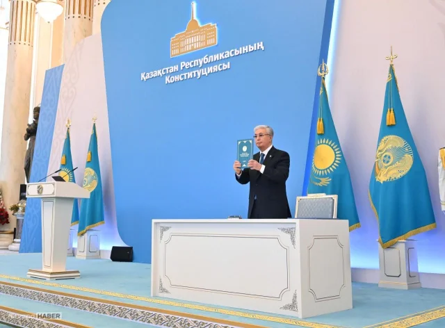 Kazakistan’da halk referandumuyla yeni anayasa kabul edildi