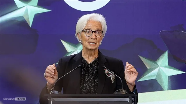 Lagarde’dan mesaj: “Görevimin başındayım”