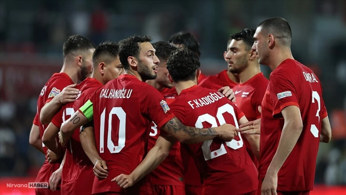 Milli Takım oteli yakınında 'havai fişekli eylem': 2 gözaltı!