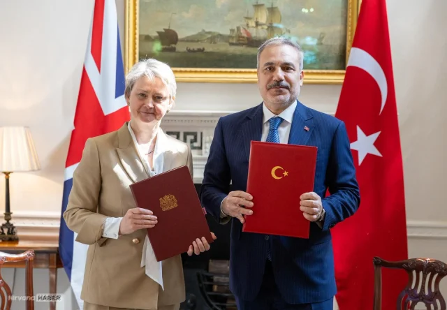 Türkiye ve İngiltere arasında tarihi imza: Stratejik ortaklıkta yeni dönem başladı